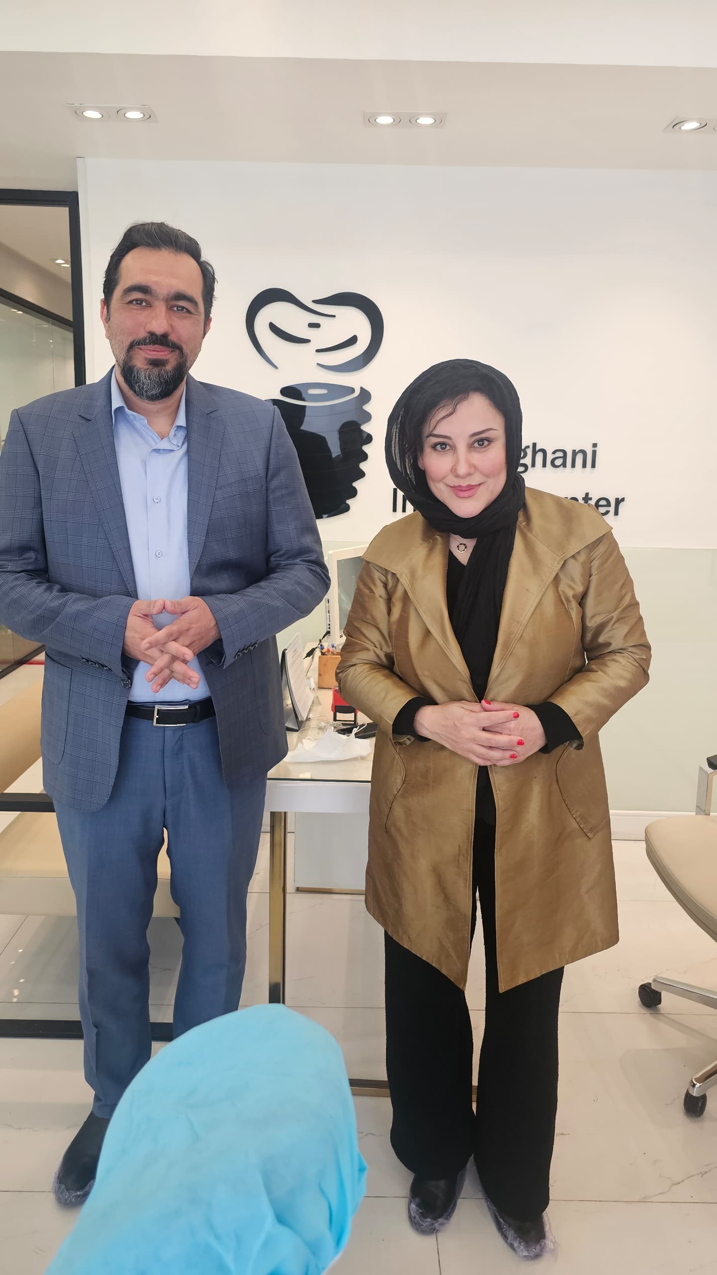 کاشت ایمپلنت بازیگر خانم آشا محرابی