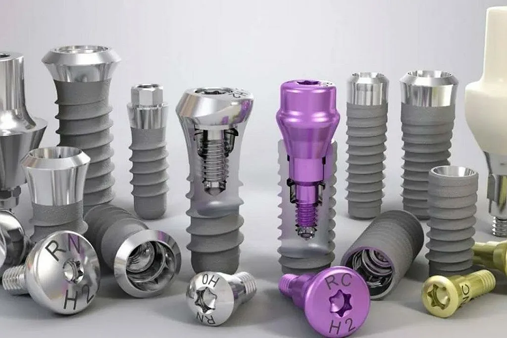 انواع ایمپلنت در کلینیک دکتر حقانی