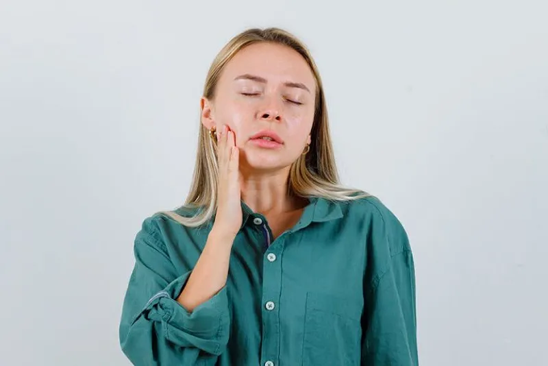 روشهای کاهش درد در ایمپلنت